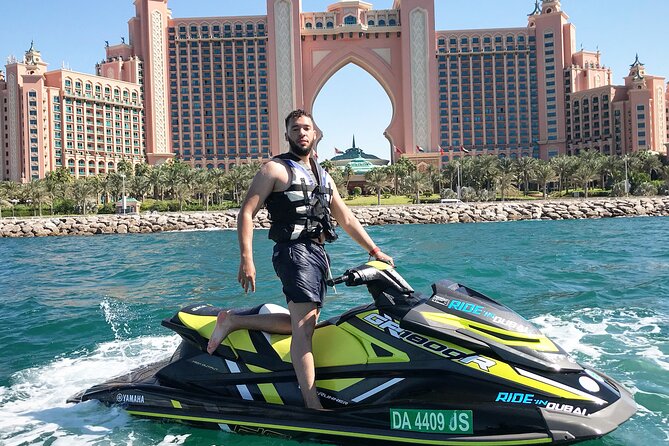 1 hour Jetski Tour - Burj Al Arab and Royal Atlantis - Returning to the harbor after about an hour