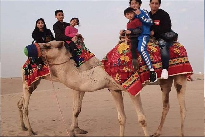 2-Day Abu Dhabi and Dubai City Tour with Desert Safari - What this two-day package tries to accomplish
