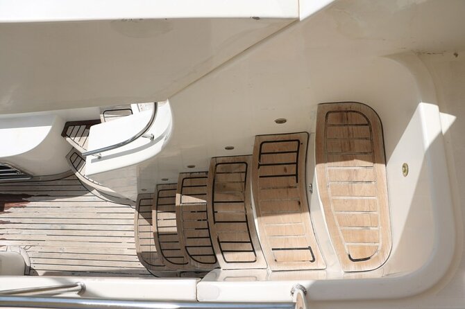 2-Hour Private Yacht 50ft Tour Around Burj Al-Arab - Why a private yacht can be better than a shared cruise