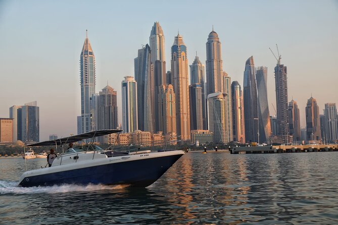2Hours and 30Minute Private Boat Tour in Dubai - What the onboard service adds