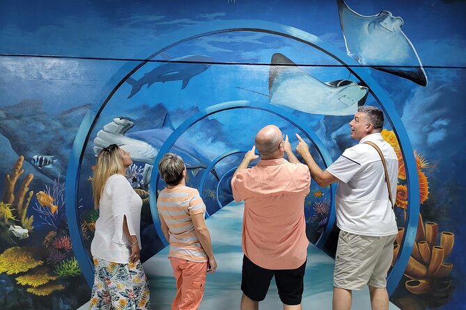 3D WORLD SELFIE MUSEUM Dubai - Why Staff Help Matters