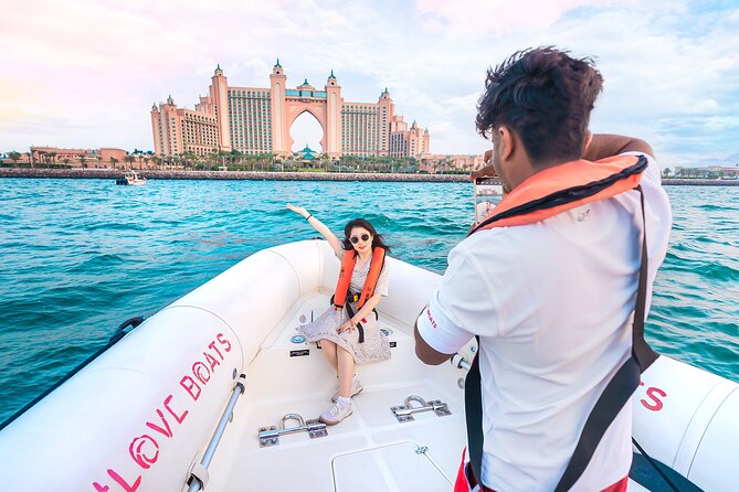 90 Mins Speedboat Tour Dubai Marina JBR Atlantis and Burj Al Arab - Seeing Ain Dubai from the water