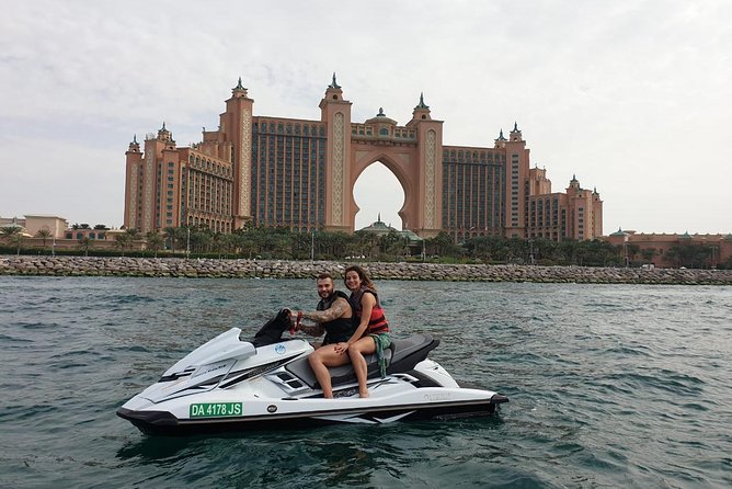 90 Minutes Dubai Palm Jumeirah Jetski Tour - Seeing Palm Jumeirah from its outer edge