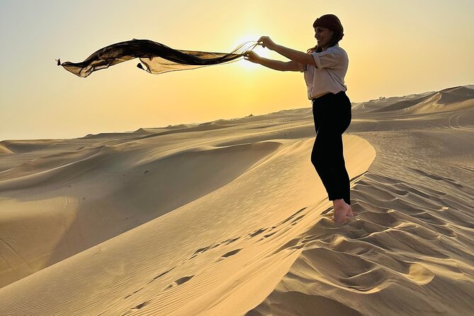 Abu Dhabi: 4x4 Desert Safari and Sandboarding. - What the $80 price really buys