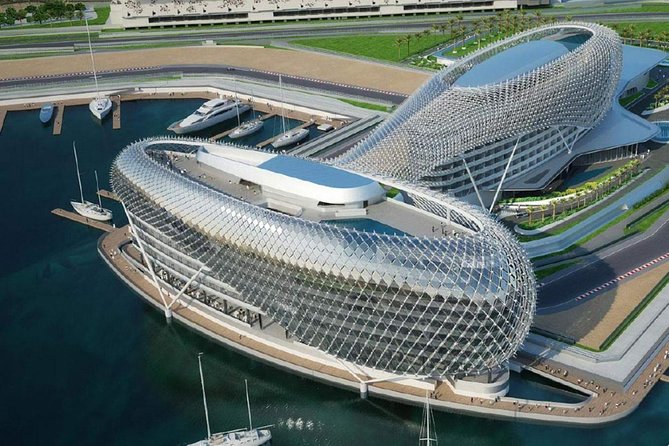 Abu Dhabi All Day Tour from Dubai - The Corniche and Abu Dhabi’s city center