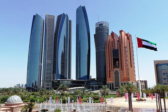 Abu Dhabi City Tour - Dates, markets, and the taste of local shopping