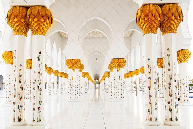 Abu Dhabi city tour & desert safari from Dubai - From city sights to Lahbab’s red dunes