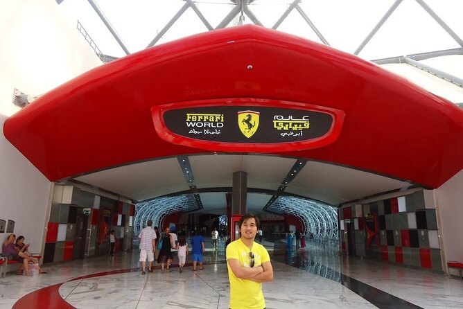 Abu Dhabi City Tour From Dubai - The Corniche and the missing time problem