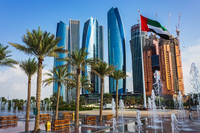 Abu Dhabi City Tour From Dubai With Lunch - Heritage Village offers a quieter change of pace
