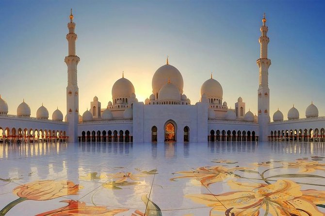 Abu Dhabi City Tour Half Day - Sheikh Zayed Grand Mosque: the reason to go
