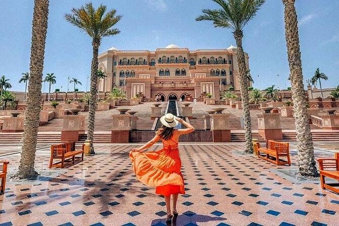 Abu Dhabi City Tour of Grand Mosque, Palace, Louvre, and Ferrari - Qasr Al Watan: the major optional palace visit