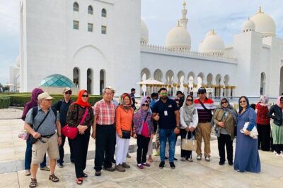 Abu Dhabi City Tour With Presidential Palace Entrance – Guided Tour