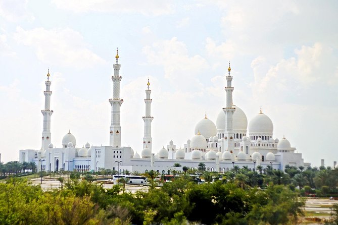 Abu Dhabi Day Tour From Dubai with Sheikh Zayed Grand Mosque - Sheikh Zayed Grand Mosque: The Main Event