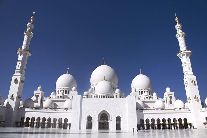 Abu Dhabi Day Tour From Dubai with Sheikh Zayed Grand Mosque - The Morning Drive From Dubai