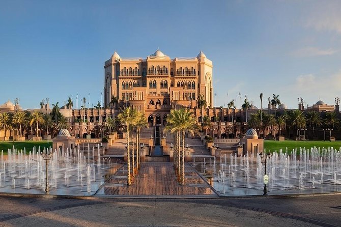 Abu Dhabi Full Day City Tour - Corniche and Emirates Palace