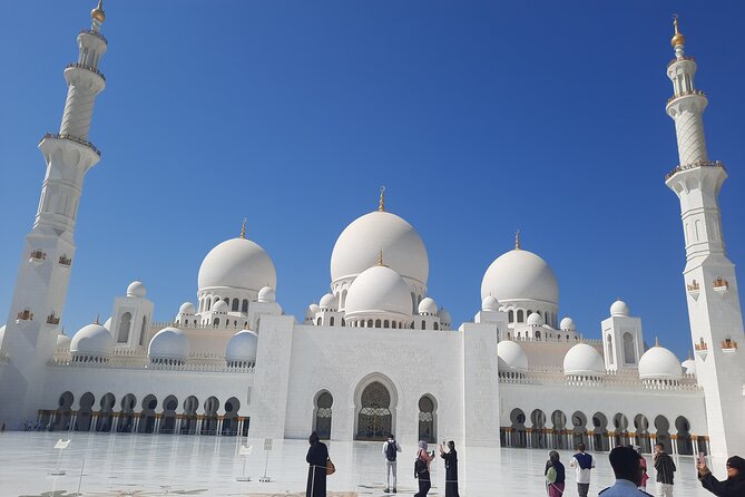 Abu Dhabi Full Day City Tour from Dubai - Etihad Towers and the Corniche: quick views, useful orientation