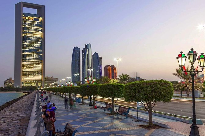 Abu Dhabi Full Day City Tour - The Sheikh Zayed Grand Mosque deserves the longest stop