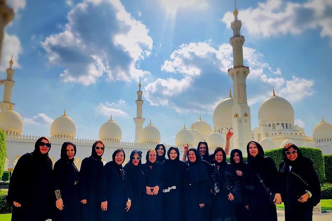 Abu Dhabi Full-Day Sightseeing Tour from Dubai with Mosque Visit - The drive from Dubai to Abu Dhabi