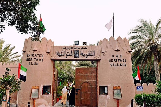 Abu Dhabi Full-Day Sightseeing Tour from Dubai with Mosque Visit - Qasr Al Watan from outside