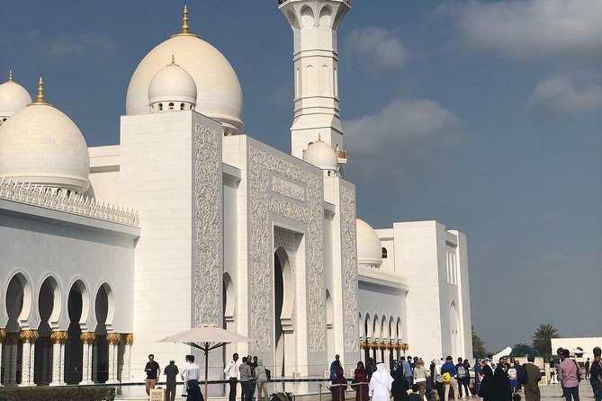 Abu Dhabi Full-Day Tour from Dubai - Sheikh Zayed Grand Mosque: give this stop your full attention