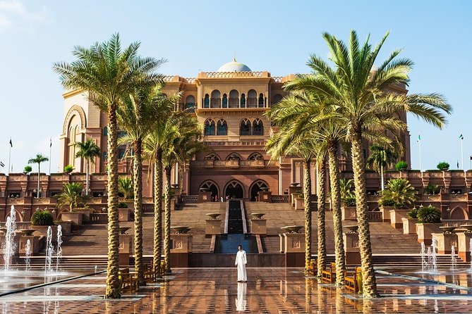 Abu Dhabi Full-Day Tour from Dubai With Spanish-Speaking Guide - What this Abu Dhabi day trip actually offers