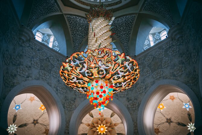 Abu Dhabi Grand Mosque Tour With Louvre Museum Tickets - Who will get the most from this tour?