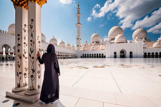 Abu Dhabi Guided City Tour With Ferrari World Tickets From Dubai - Capital Gate and the Abu Dhabi skyline
