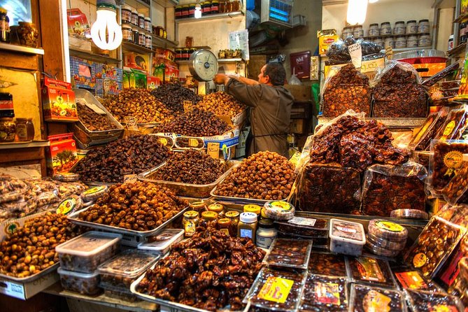 Abu Dhabi Half Day City Tour - Dates Market: useful if you plan to shop