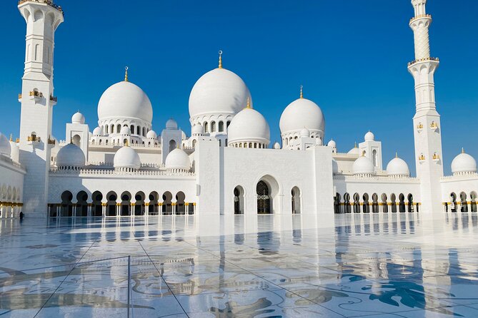 Abu Dhabi Half Day City Tour Sharing Experience - How the shared format affects the day