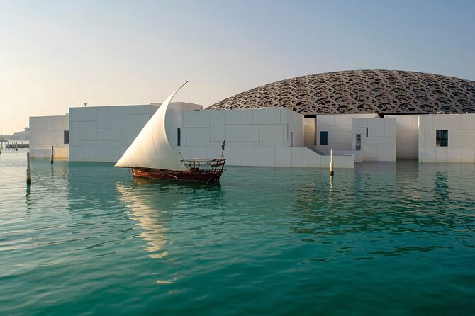 Abu Dhabi Highlights Day Trip from Dubai - The dates market is made for browsing and buying