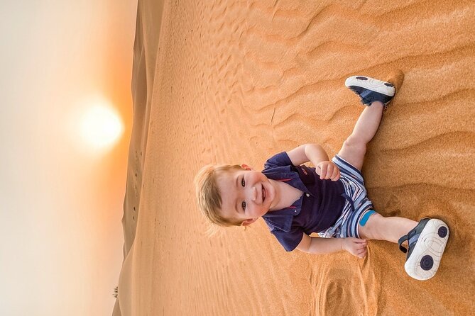 Abu Dhabi - Kids Friendly Morning Desert Safari - Sandboarding on the dunes