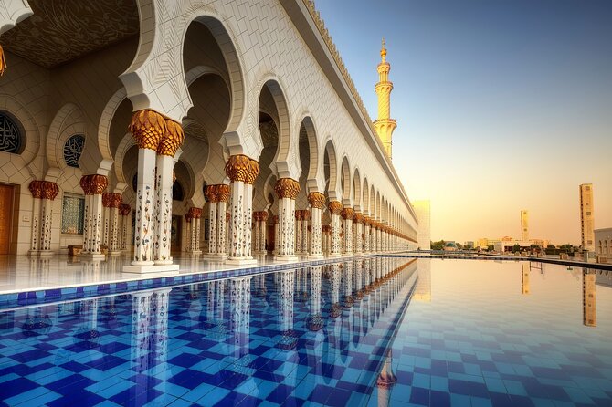 Abu Dhabi Mosque and Louvre Museum with Lunch from Dubai - Reaching Sheikh Zayed Grand Mosque early