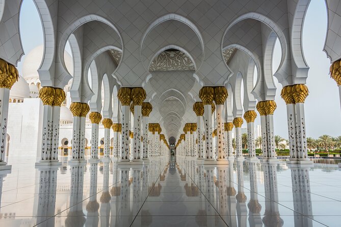 Abu Dhabi Private City Tour - The Corniche adds open space and waterfront views