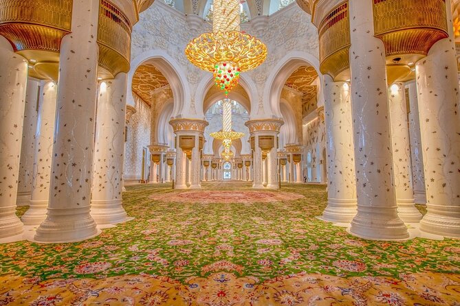 Abu Dhabi - Sheikh Zayed Grand Mosque Tour In A Private Vehicle - What the guides add to the day