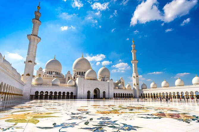 Abu Dhabi - Sheikh Zayed Grand Mosque Tour In A Private Vehicle - Is $300 good value for up to six people?