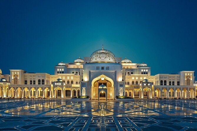 Abu Dhabi Sightseeing Tour in Private Vehicle - Corniche and the traditional Date Market