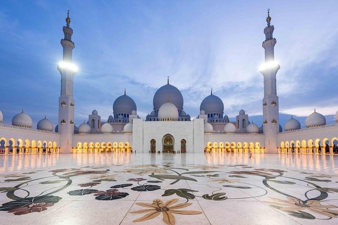 Abu Dhabi Tour - Ferrari World and Yas Island photo stop