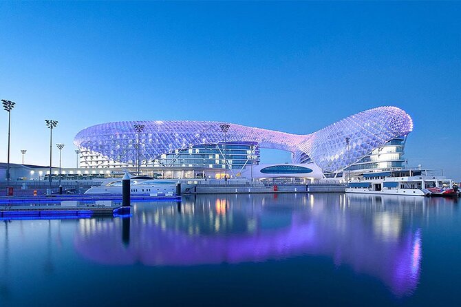 Abu Dhabi Tour Full-Day from Dubai small group with Grand Mosque - Dates Market: A Tasty Half Hour
