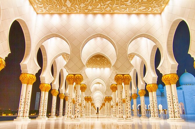 Abu Dhabi Tour Full-Day from Dubai small group with Grand Mosque - Emirates Palace: A Quick Look at Abu Dhabi’s Luxury Icon