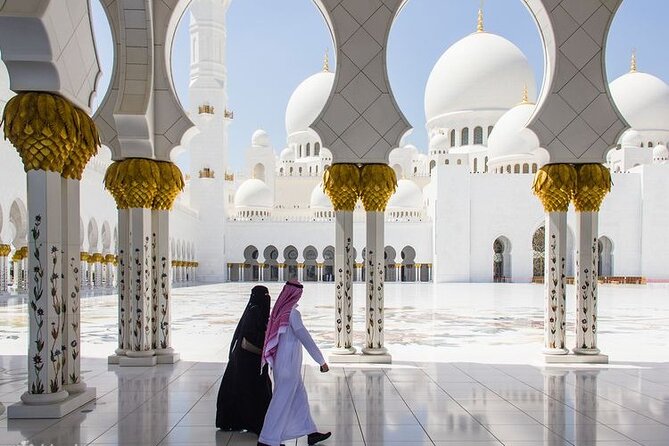 Abu Dhabi Tour Full-Day from Dubai small group with Grand Mosque - Yas Island and Ferrari World: Photo Only