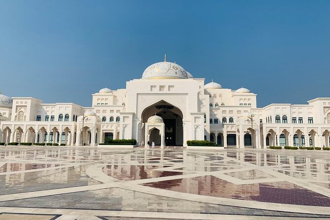 Abu Dhabi Tour Grand Mosque Emirates Palace Heritage Village - Marina Mall is your lunch pause
