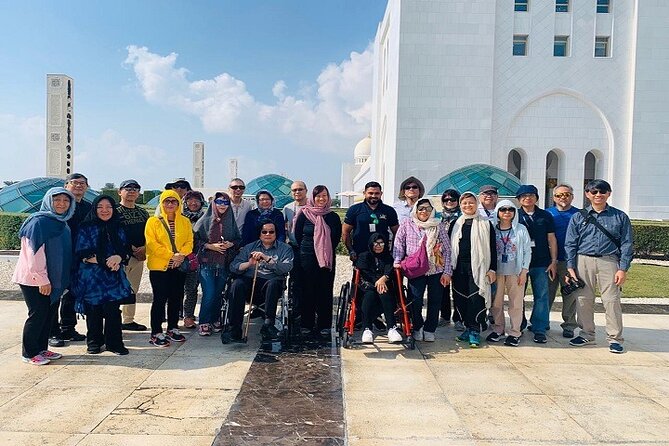 Abu Dhabi Tour With Ferrari World From Dubai - Transport, group size, and the real pace of the day