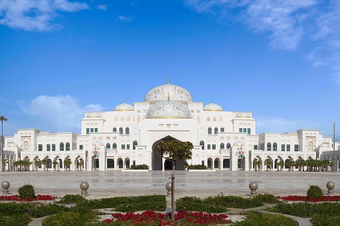 Abu Dhabi Trip and Sheikh Zayed Mosque By SUV From Dubai - Royal Palace photo stop