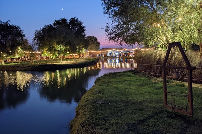 Al Marmoom Oasis Luxury Tent with Bedouin Dinner - What the Al Marmoom evening is really about