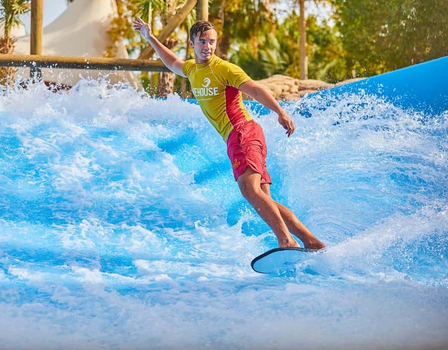 Aquaventure World Waterpark Ticket at Atlantis Dubai - Aquariums and animal encounters