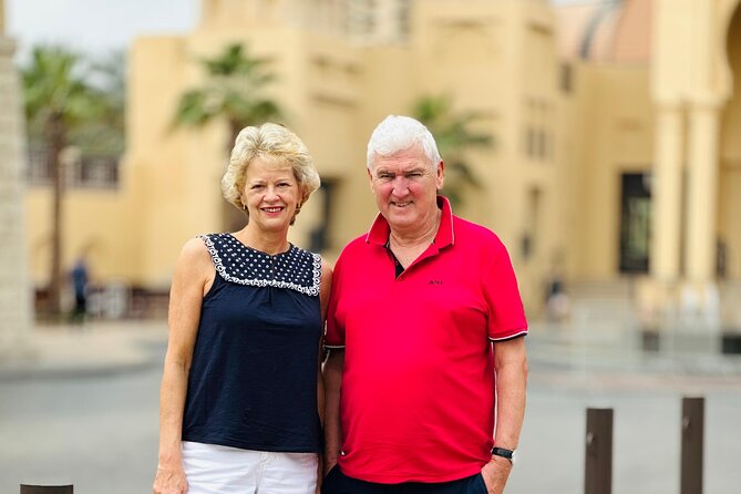 Authentic Dubai Tour: Al Fahidi, Souks, Abra & Landmarks drive - Jumeirah Mosque and the white facade