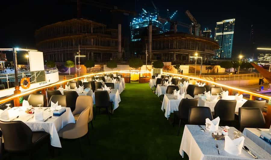 Best 5-Star Dhow Dinner Cruise Dubai Marina Jack Sparrow - Arriving at Dubai Harbour and finding Jack Sparrow