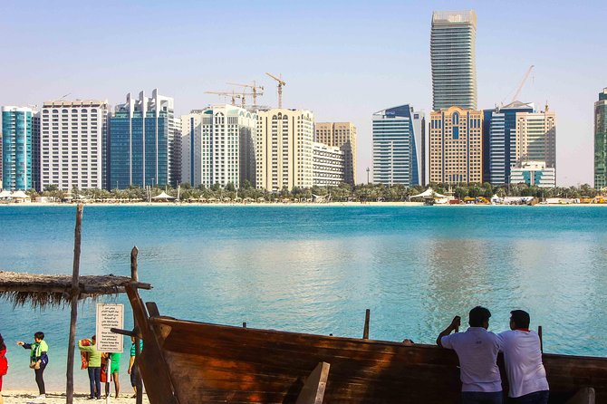 Best Attractions of Abu Dhabi City Day Trip from Dubai - The dates market adds a simple local touch