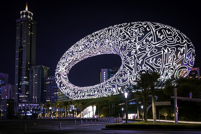 Big Bus Dubai Open Top Night Tour - Dubai Marina and Jumeirah’s Glittering Towers