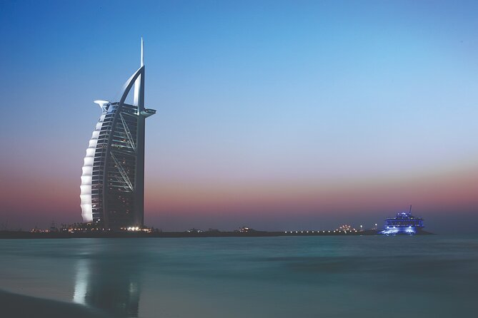 Big Bus Dubai Open Top Night Tour - Commentary, Drivers, and the Human Touch